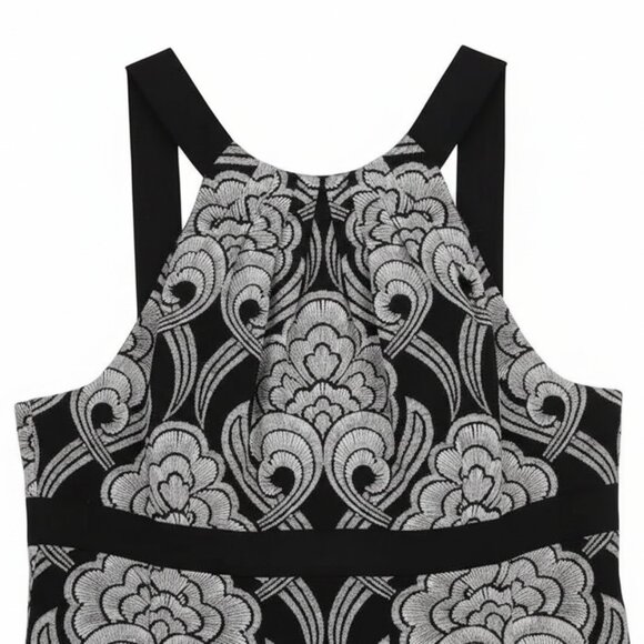 Dress - Picture 2 of 7